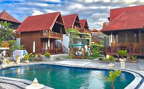 Ayu Laba Beach Villa&Resto